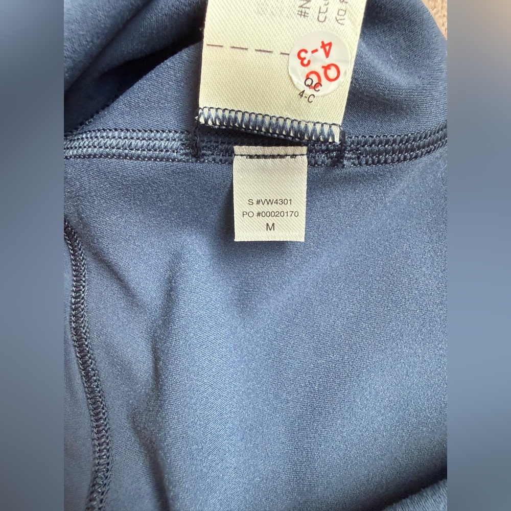 NEW- Vuori - AllTheFeels Slim Flare - BLUE COAST - Picture 4 of 5